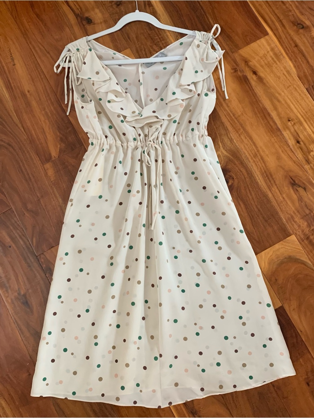 Max Mara 100% Silk Polka Dot Dress Ruched Ruffle V-Neck